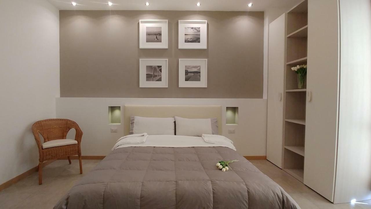 B&B Villa Monterosa Con Piscina Castronno Εξωτερικό φωτογραφία